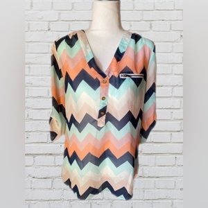 ⭐️3 for $20 VERSONA boutique button down Blouse in a size Medium like new
